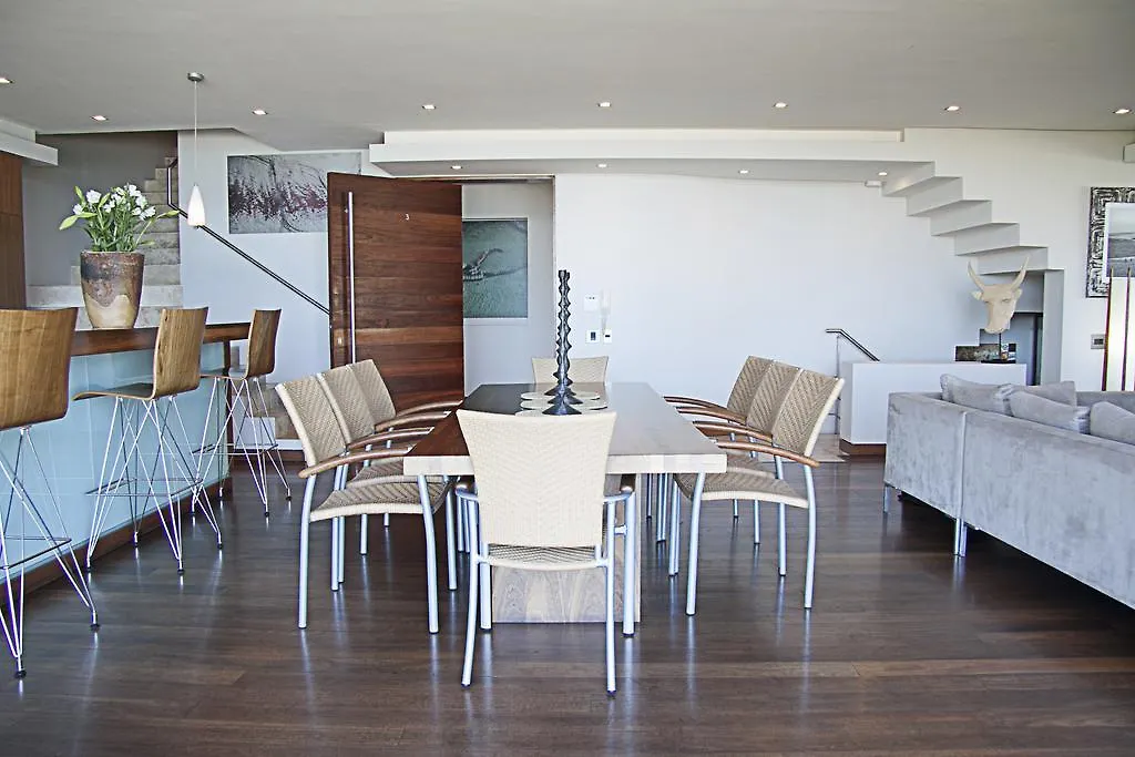 Apartment Glen Beach Villas-Apartment Cape Town