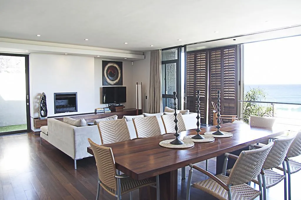 Glen Beach Villas-Apartment Cape Town