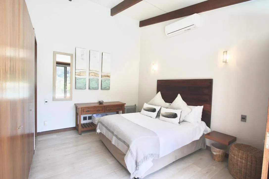 Apartment Glen Beach Villas-Apartment Cape Town