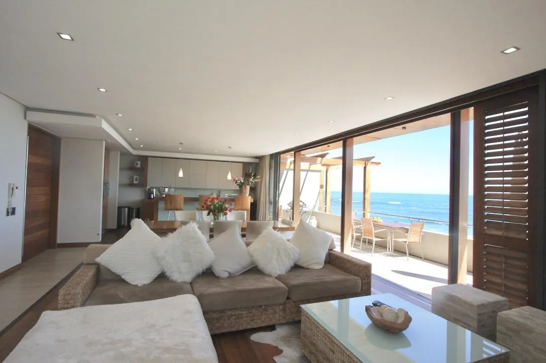 Glen Beach Villas-Apartment Cape Town