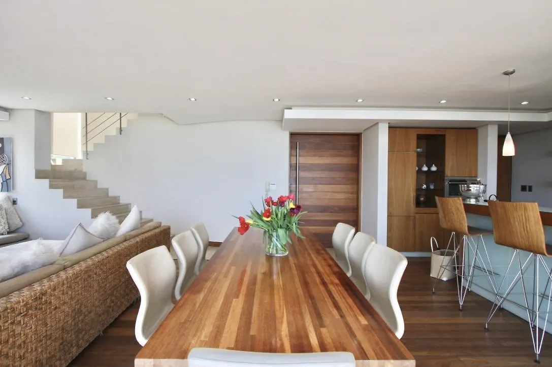 Glen Beach Villas-Apartment Cape Town