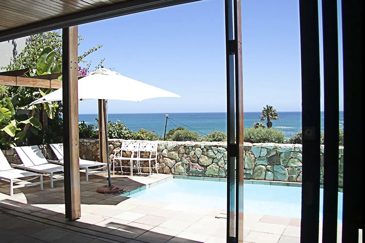 Apartment Glen Beach Villas-Apartment Cape Town